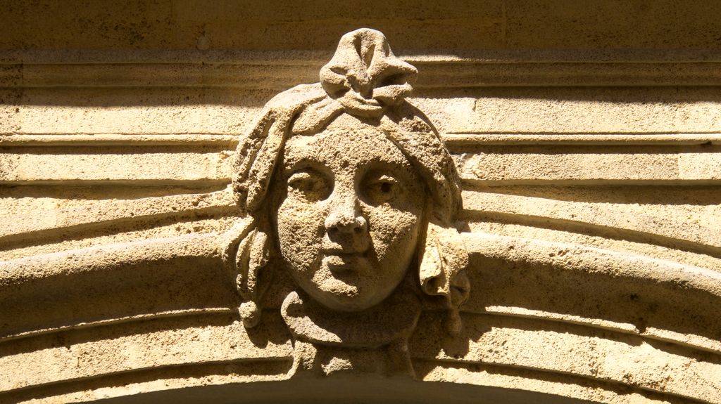 Architectural details in Aix-en-Provence: there is huge variety of small details to appreciate in the old city...