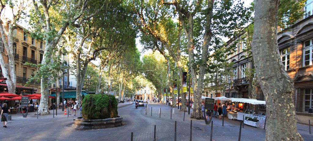 Cour Mirabeau, Aix-en-Provence