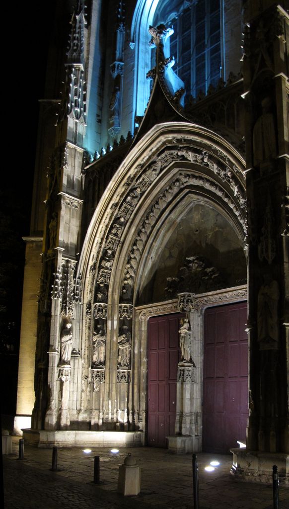 Aix-en-Provence, old city at night, the cathedral