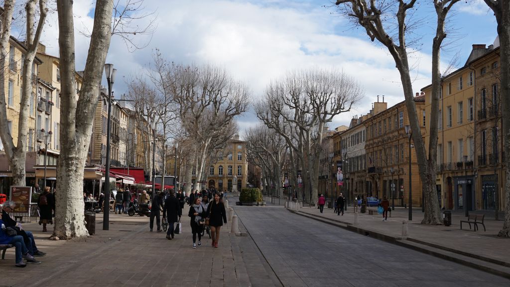 Cours Mirabeau, Aix-en-Provence, in winter lights