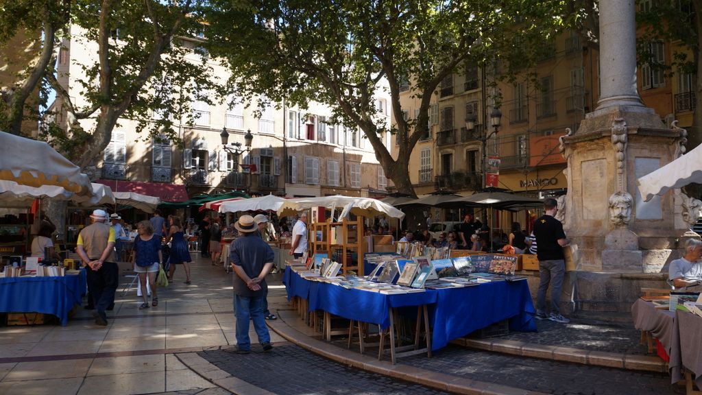 Second hand bookmarket in Aix-en-Provence