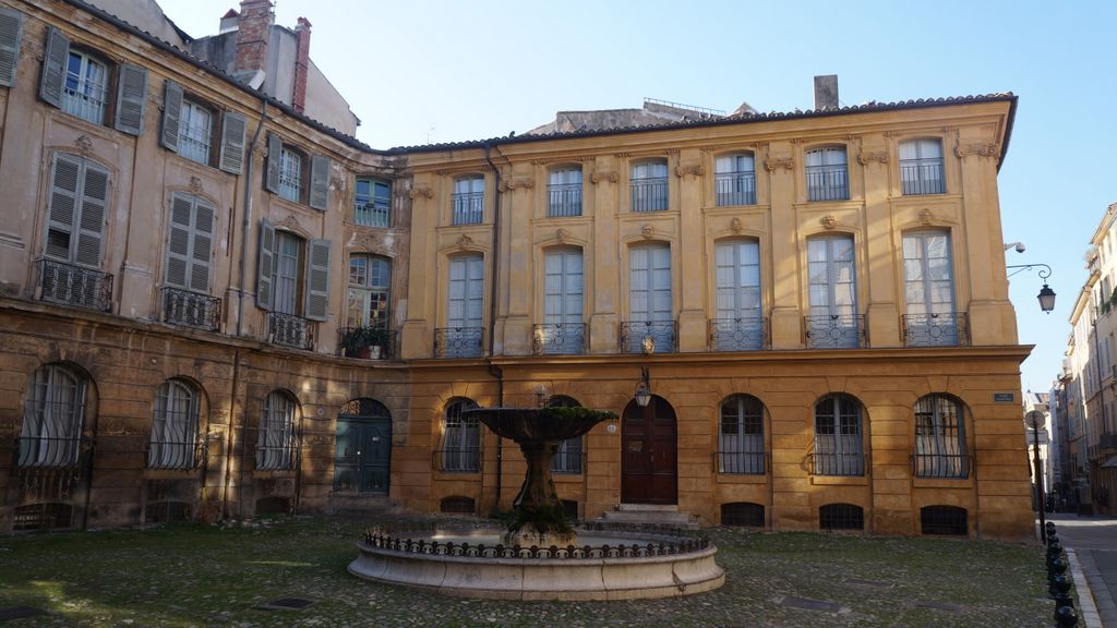 Place d'Albertas, Aix-en-Provence