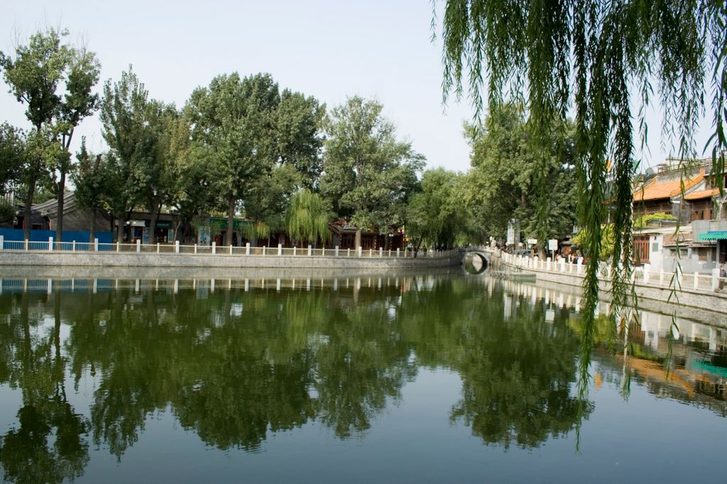 Beijing, Qianhai Bridge