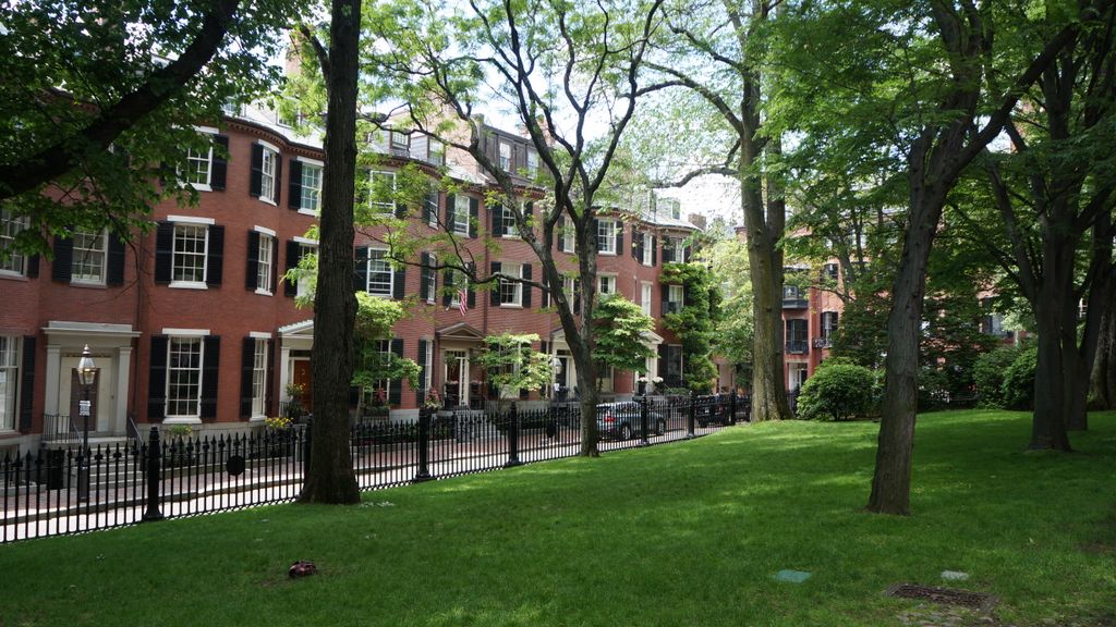 Louisburg Square, Beacon Hill, Boston