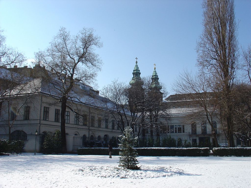 Károlyi Palace and park