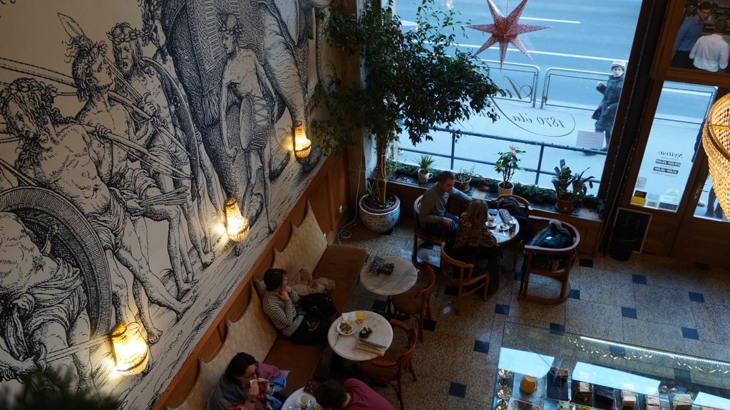 The Auguszt Café, Budapest