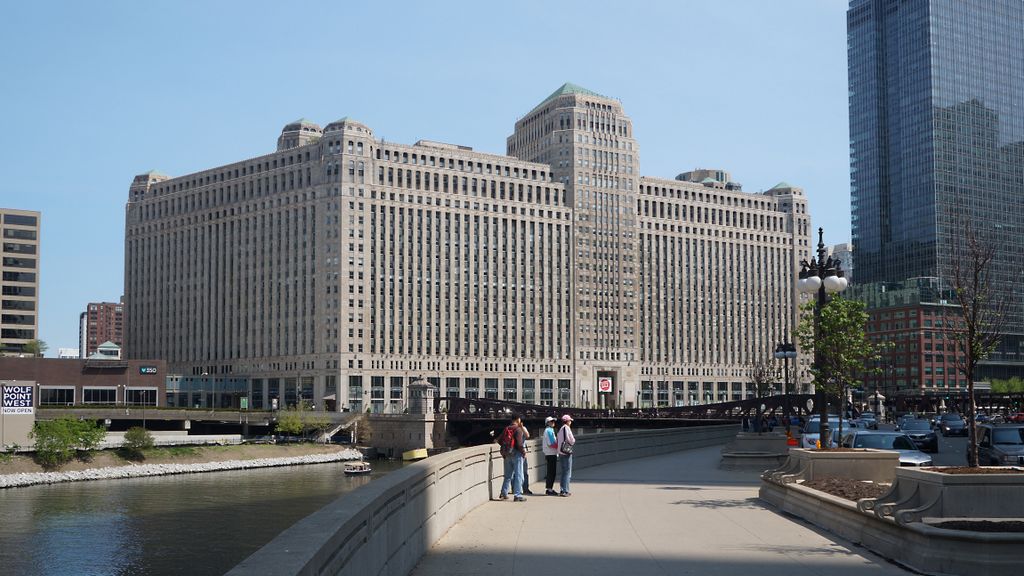 Along the Chicago River in Chicago Loop (Business area)