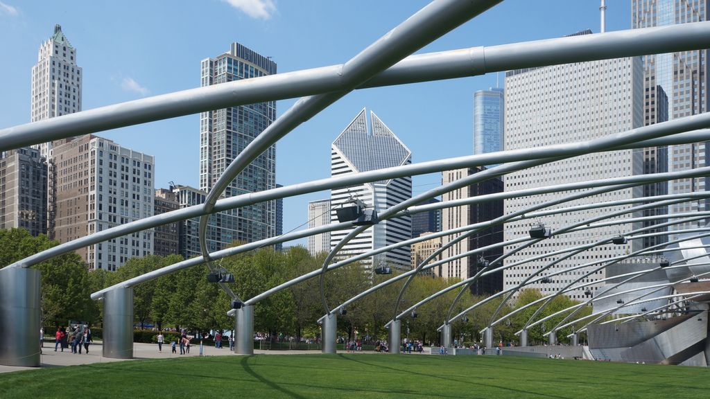 Jay Pritzker Pavilion and Surrounding View, Millennium Park, Chicago Loop (designed by Frank Gehry)