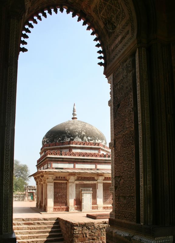 Tomb of Imam Zamim, in the Qutb Minar complex