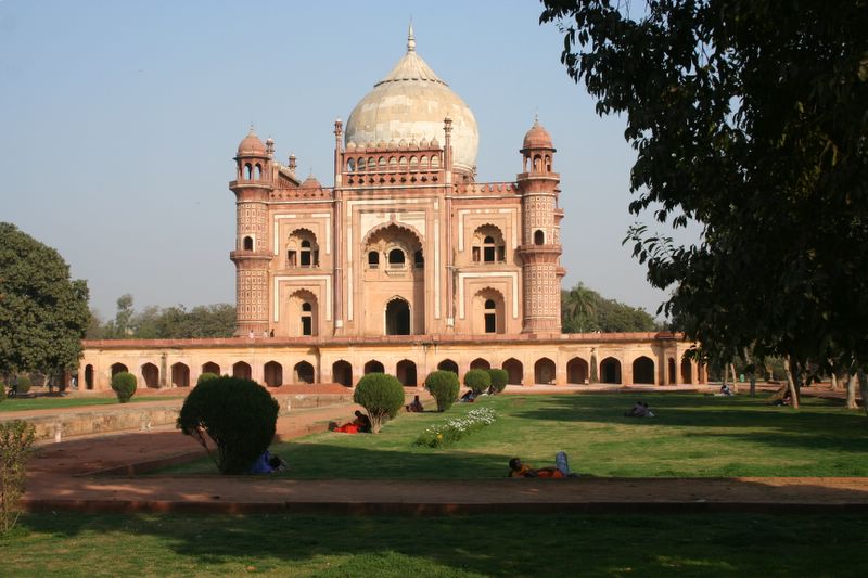 Safdarjang's Tomb and park