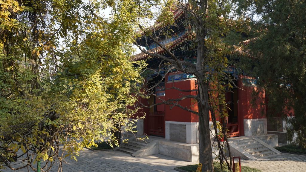 Confucius Temple, Beijing; one of the lesser known places to many, which makes it a peaceful and beautiful place in the big city...