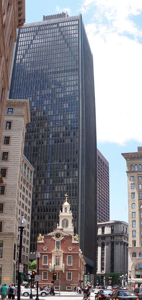 Old and New, American style.... (The Old State House in the Financial District, Boston)
