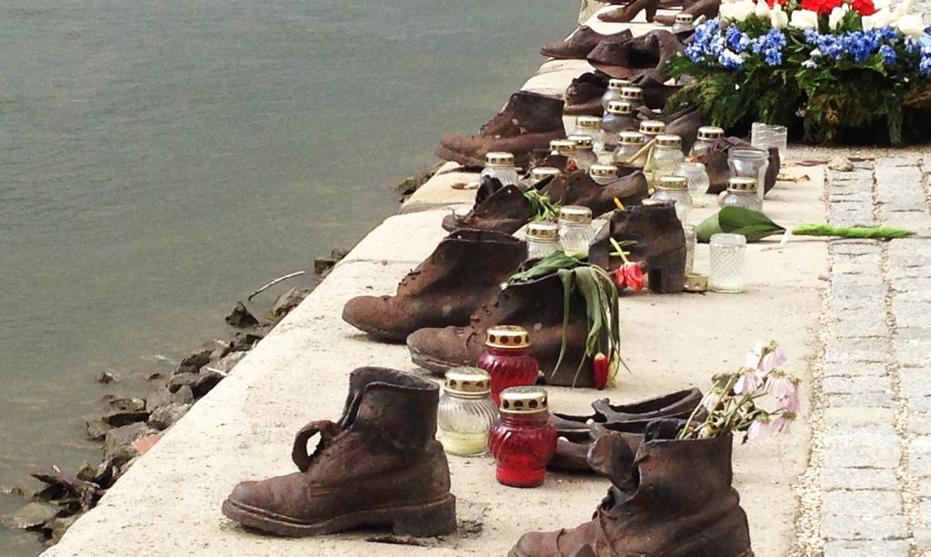 In 1944 and 1945 the local, Hungarian nazis shot their jew victims on the shores of the Danube, throwing their bodies into the water. This memorial, 