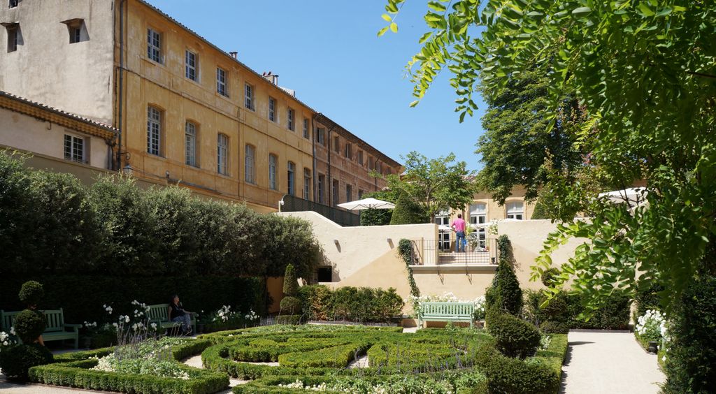 Palais Caumont, Aix-en-Provence