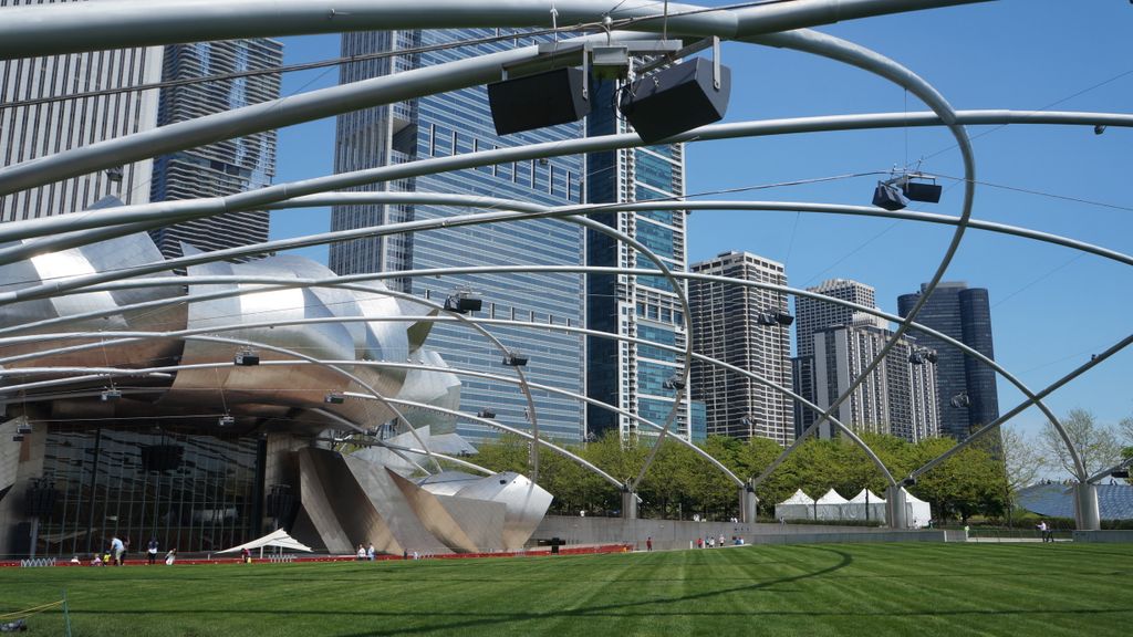 Jay Pritzker Pavilion and Surrounding View, Millennium Park, Chicago Loop (designed by Frank Gehry)