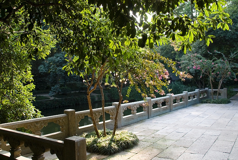 cimg_2063.jpg - Temple of General Yuefei, Hangzhou, China