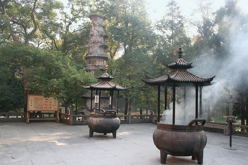 img_6003.jpg - Lingyin Temple, Hangzhou