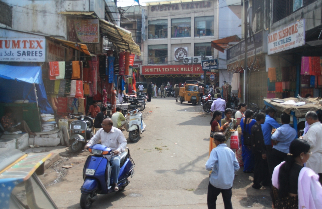 cimg_0823.jpg - Streets of Hyderabad