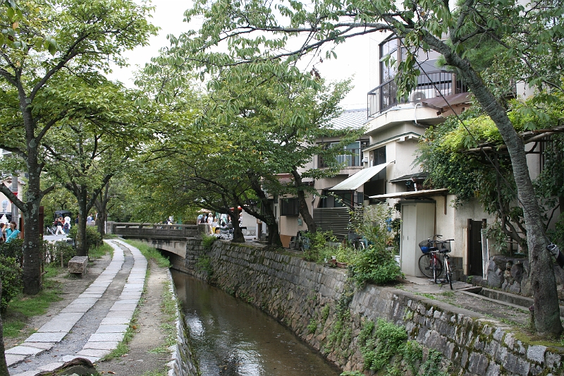 IMG_1838.jpg - Tetsugaku-no-michi Street, the "philosophers' path" along the small river