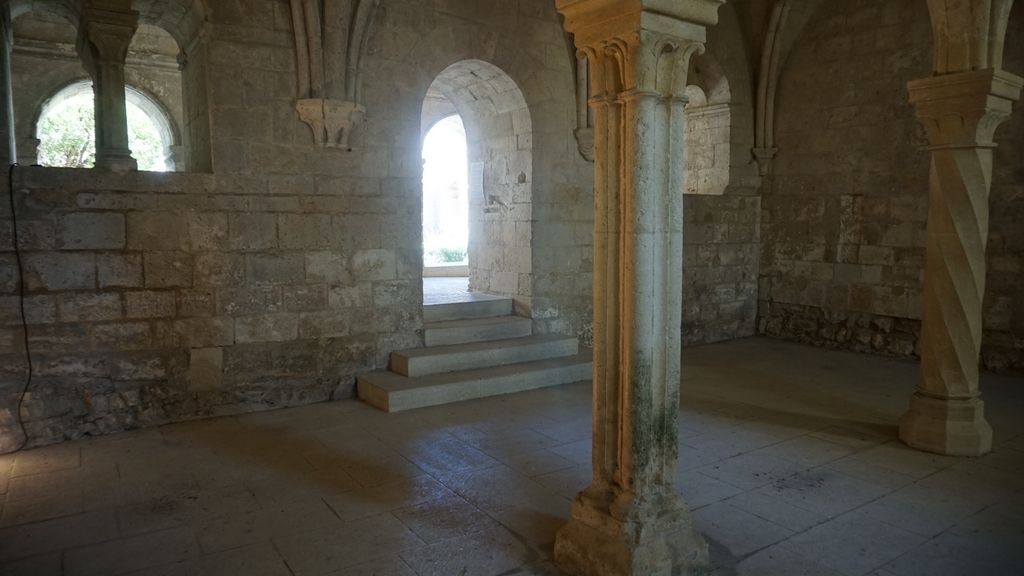 Silvacane Abbey, in La Roque-d'Anthéron, one of the three medieval Cistercian abbeys of Provence (alongside Sénanque and le Thoronet), also referred to as the “three sisters of Provence” (“les trois sœurs provençales“).