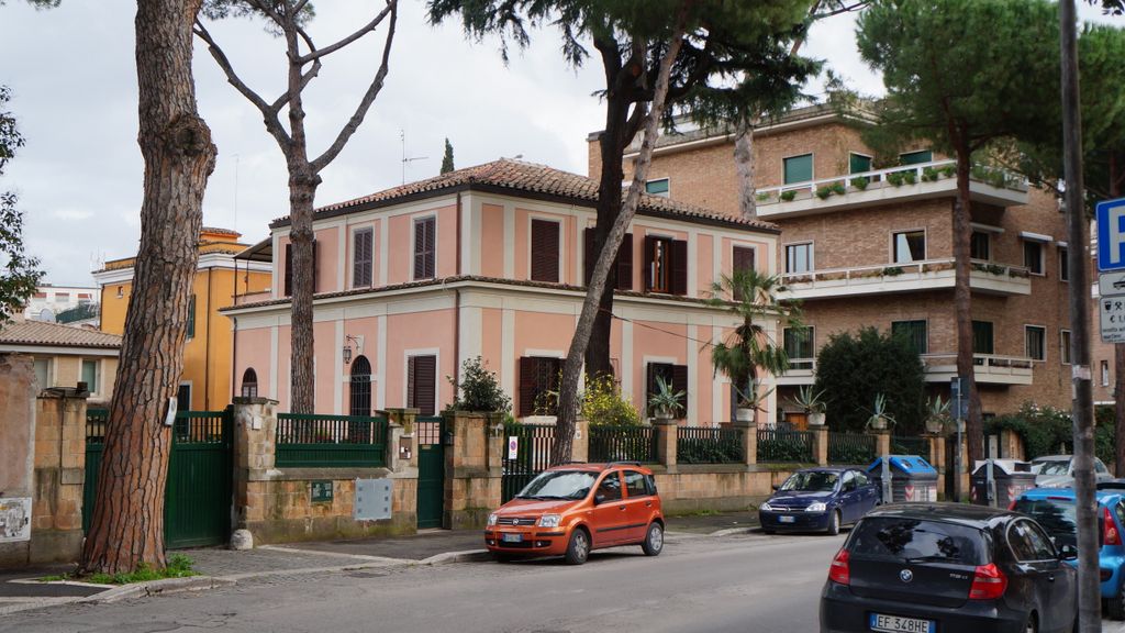 Residential Area in Rome, between the Forum and the river