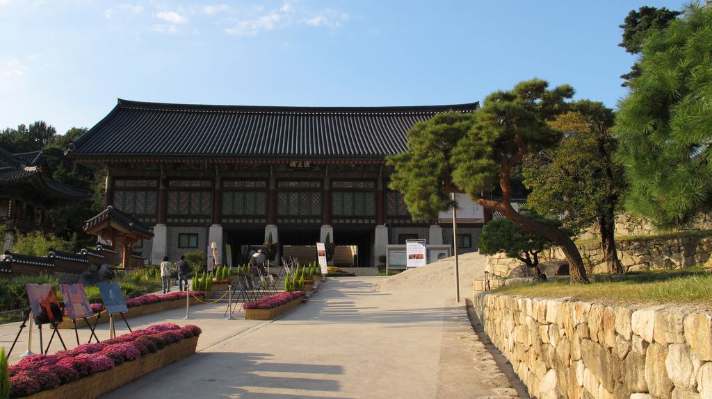 Bongeunsa Temple, Seoul, Korea
