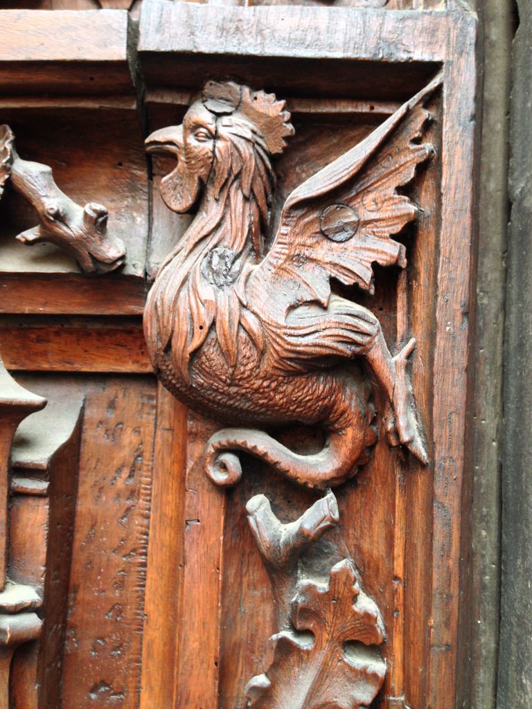 Details of the wooden door of the cathedral (carved into the wood...)