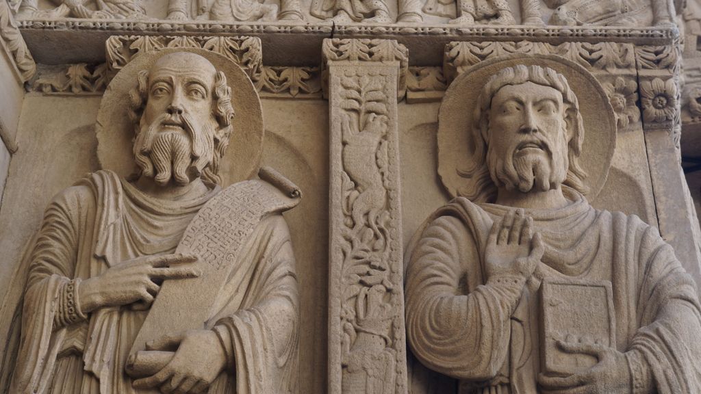 Details on the entrance of the St Trophime Cathedral, Arles