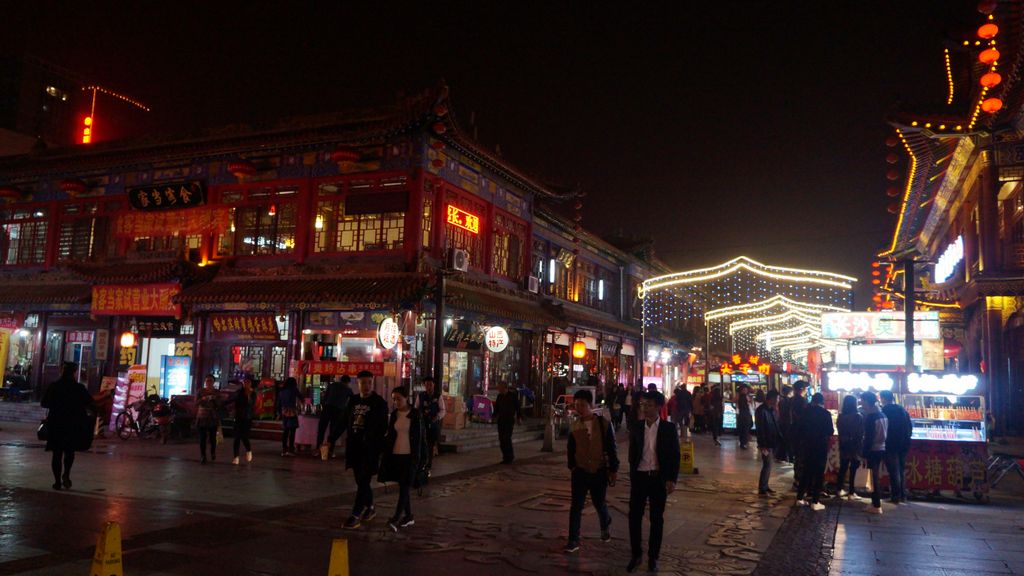 Busy street (mainly restaurants) in the center of Taiyuan