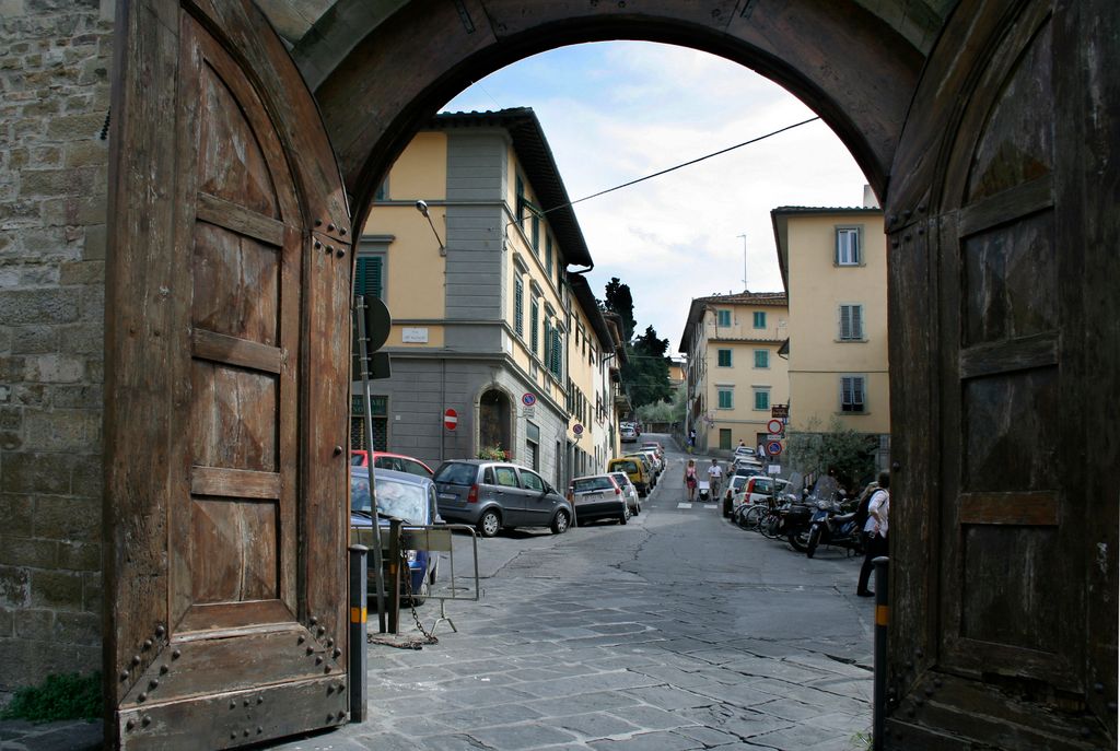 Porta san Miniato, Florence, Italy (on the way towards the Piazzale Michelangelo)